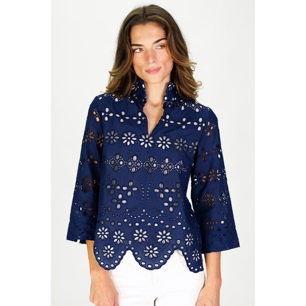 Duffield Lane Henlee Eyelet Top in Navy Garden Eyelet Size Medium